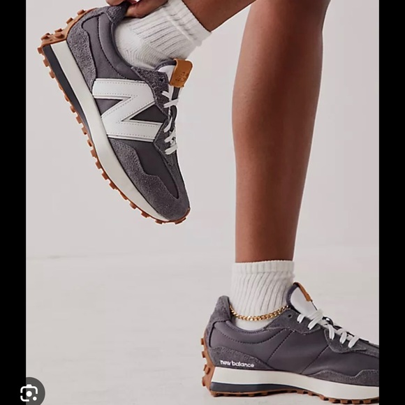 🚫SOLD🚫 sz 10 New Balance 327 NIB - Picture 10 of 10